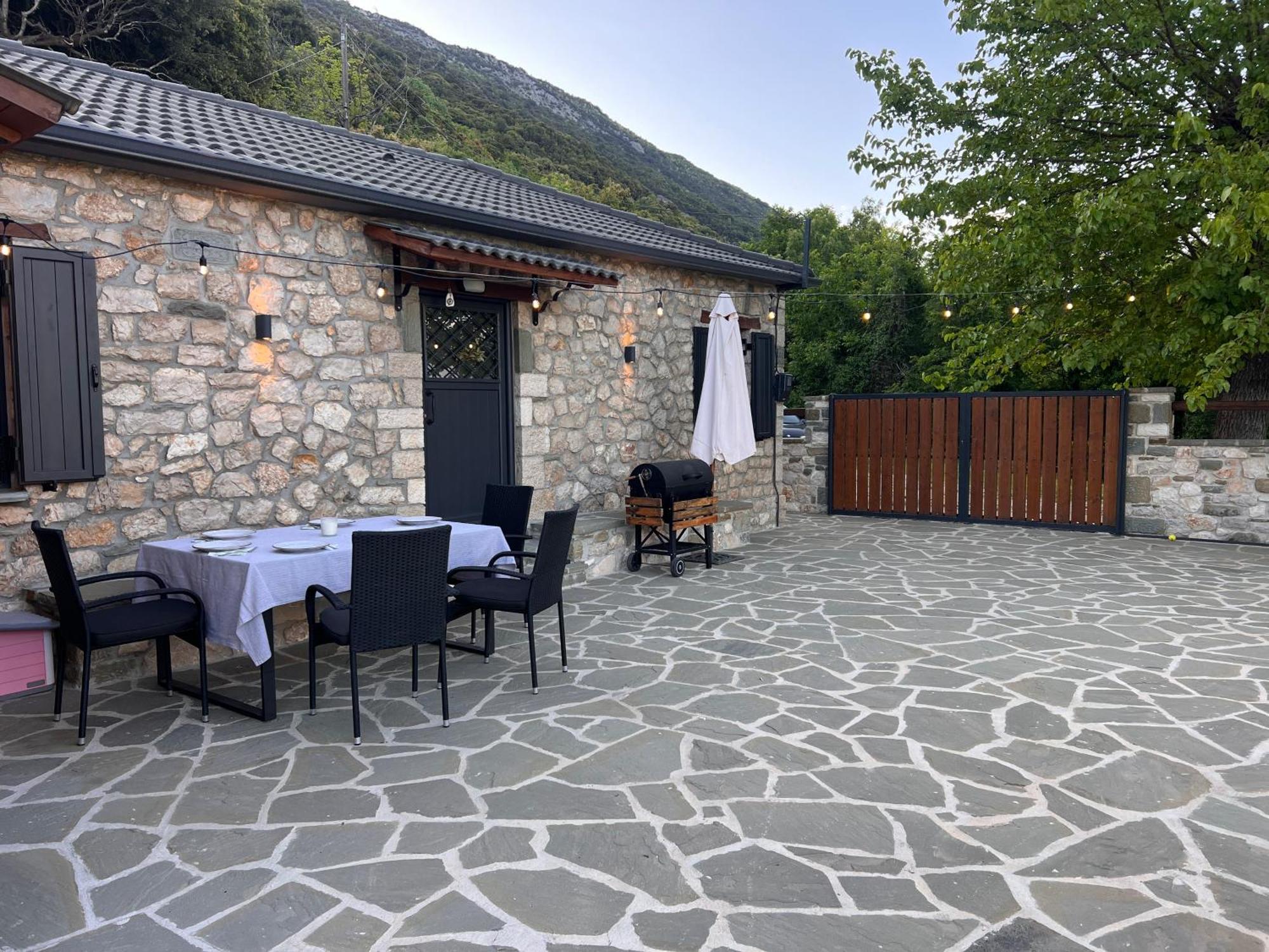 Hostal Tovouno Plaka  Exterior foto